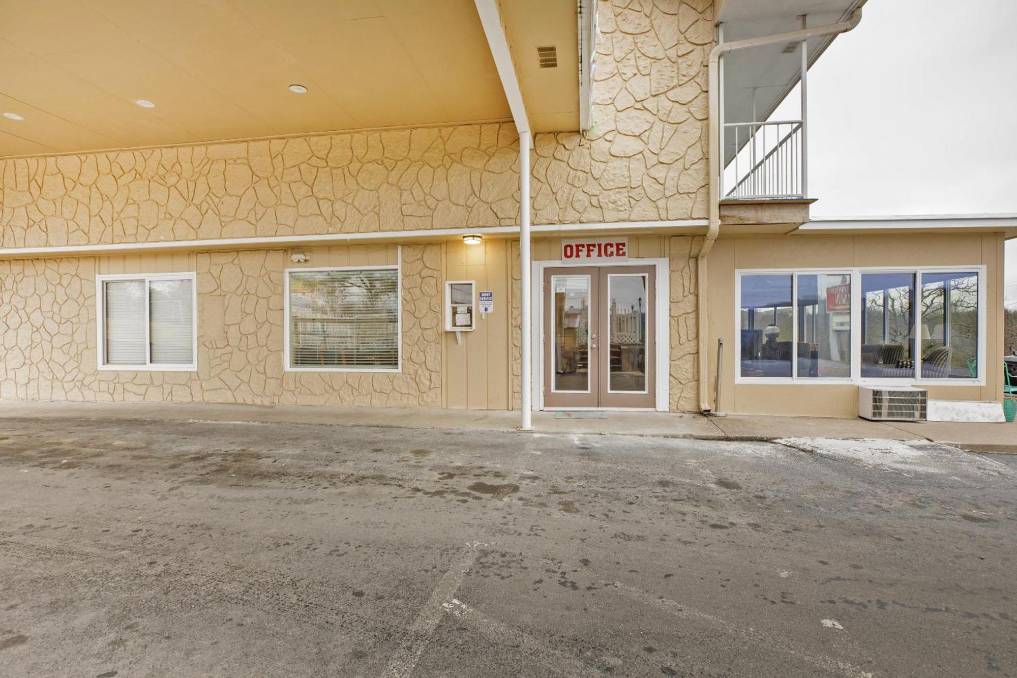 Oyo Hotel Branson Mo-165 Екстериор снимка